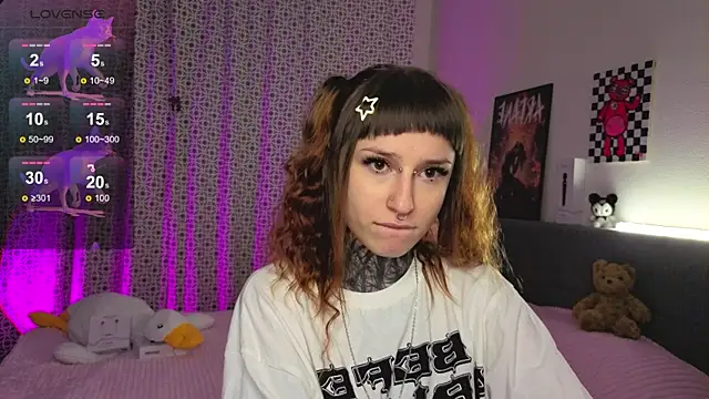 LilithPoison online show from November 2025 06:06:02 PM