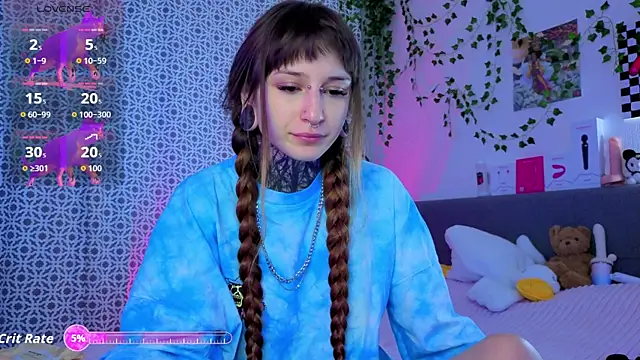LilithPoison online show from May 2026 06:03:01 PM