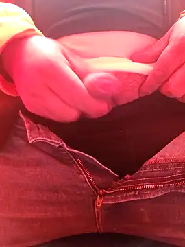 Snapshot of matatan0323 chatting on November 2025 03:56:02 PM matatan0323 online show from November 2025 03:56:02 PM