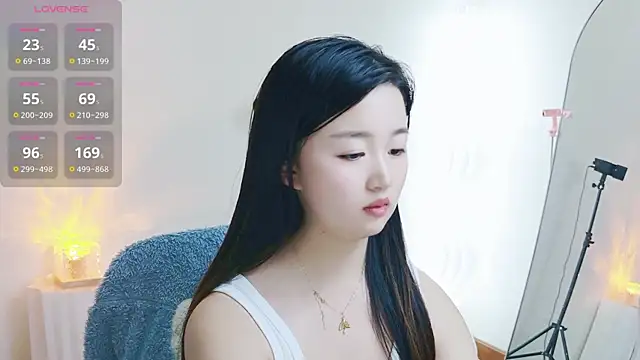 Snapshot of xiaojing520 chatting on September 2025 01:46:02 PM xiaojing520 online show from September 2025 01:46:02 PM