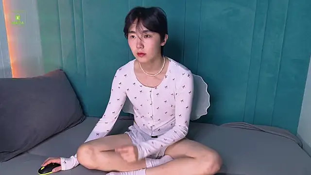 Snapshot of HeejinWang chatting on October 2025 08:42:01 PM HeejinWang online show from October 2025 08:42:01 PM