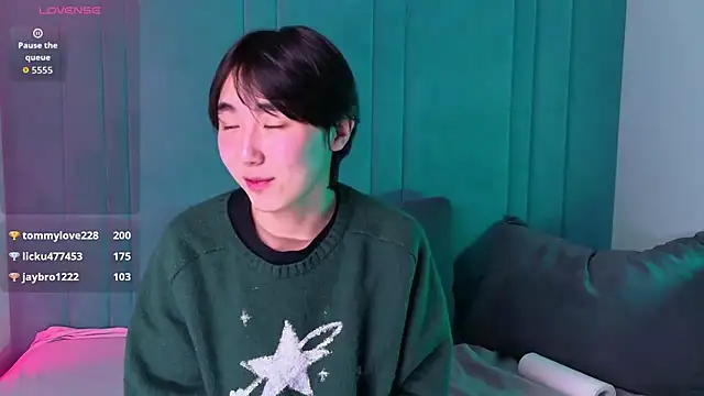 HeejinWang online show from November 2025 03:49:01 AM