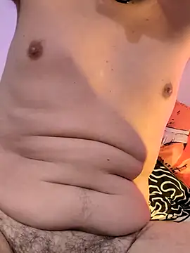 Snapshot of cruiserpup chatting on September 2025 08:40:01 AM cruiserpup online show from September 2025 08:40:01 AM