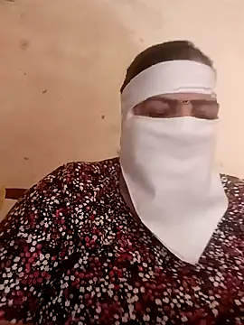 Snapshot of Love-890 chatting on November 2025 04:22:02 AM Love-890 online show from November 2025 04:22:02 AM