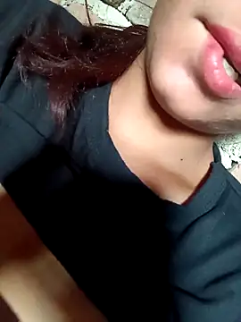 Aaisha-16 online show from May 2026 03:47:02 AM