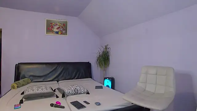 Snapshot of LustfulSin_ chatting on November 2025 06:18:01 PM LustfulSin online show from November 2025 06:18:01 PM