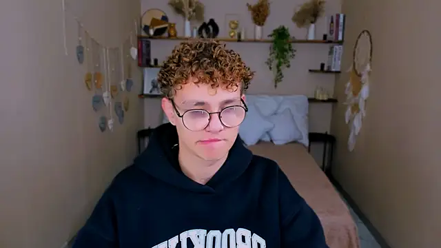 NathanCurl online show from November 2025 10:31:01 AM