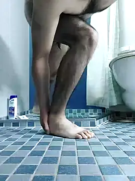 Alecumload online show from September 2025 06:02:02 PM