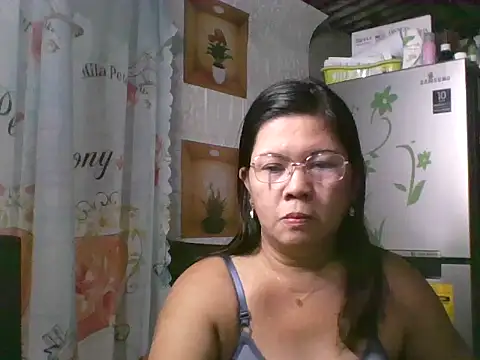 Snapshot of asian_bhebs1 chatting on October 2025 02:32:02 PM asian bhebs1 online show from October 2025 02:32:02 PM