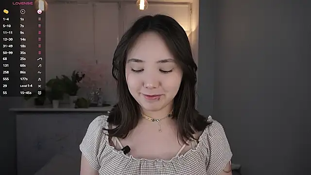 Snapshot of RenaeConnerley chatting on December 2025 05:03:02 AM RenaeConnerley online show from December 2025 05:03:02 AM