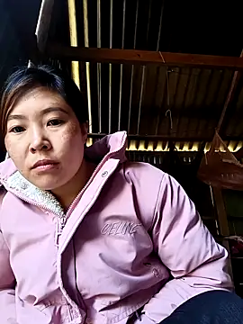 Siathong online show from October 2025 02:33:01 AM