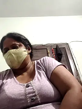 Mmm143 online show from November 2025 05:47:01 PM