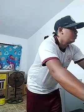 Snapshot of Alex_man23 chatting on October 2025 02:44:01 AM Alex man23 online show from October 2025 02:44:01 AM