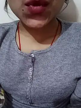 Snapshot of Miss_linaa chatting on November 2025 05:28:02 AM Miss linaa online show from November 2025 05:28:02 AM