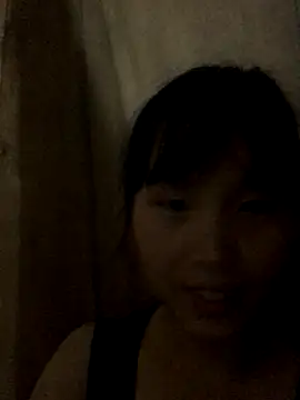 Snapshot of huong-18 chatting on October 2025 12:02:01 PM huong-18 online show from October 2025 12:02:01 PM