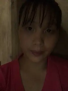 Snapshot of huong-18 chatting on October 2025 11:08:02 AM huong-18 online show from October 2025 11:08:02 AM