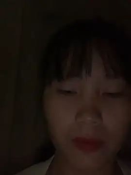 Snapshot of huong-18 chatting on October 2025 09:37:02 PM huong-18 online show from October 2025 09:37:02 PM