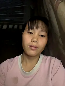 Snapshot of huong-18 chatting on October 2025 09:04:02 PM huong-18 online show from October 2025 09:04:02 PM