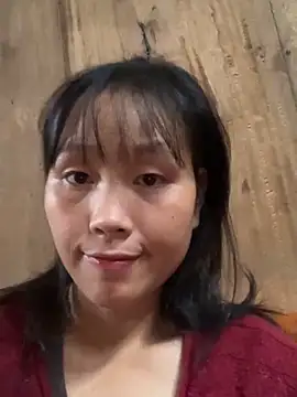 Snapshot of huong-18 chatting on November 2025 04:37:01 AM huong-18 online show from November 2025 04:37:01 AM