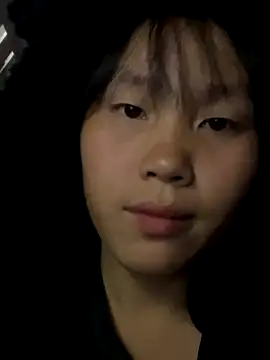 Snapshot of huong-18 chatting on November 2025 01:49:01 AM huong-18 online show from November 2025 01:49:01 AM