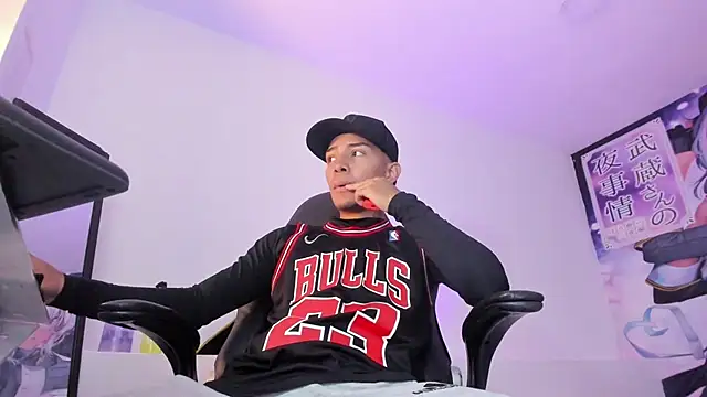 Hunteer Boy online show from October 2025 09:27:02 PM