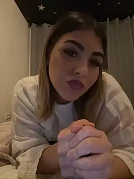 lolaadora online show from October 2025 10:40:02 PM