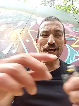 zamir adam online show from November 2025 03:22:01 PM