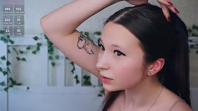 GabrielleLynchard online show from March 2026 10:57:02 PM