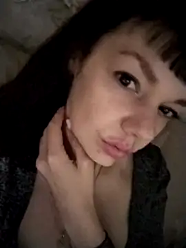 AliceSwan1122 online show from June 2026 09:18:02 PM