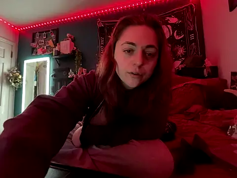 Snapshot of PeridotPrincessOfficial chatting on November 2025 10:09:02 PM PeridotPrincessOfficial online show from November 2025 10:09:02 PM