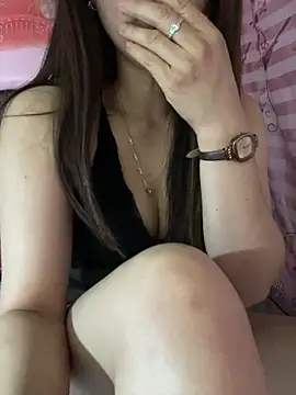 Moon pusy online show from August 2026 06:45:01 AM