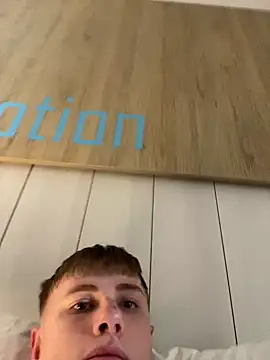 Sammyboy2211 online show from October 2025 03:31:02 PM