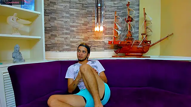 Snapshot of Juicy_Creww chatting on September 2025 10:07:02 AM Juicy Creww online show from September 2025 10:07:02 AM