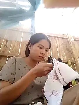 Snapshot of huexixi chatting on September 2025 04:15:01 AM huexixi online show from September 2025 04:15:01 AM