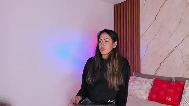 Snapshot of Susy_spark chatting on January 2026 01:31:02 AM Susy spark online show from January 2026 01:31:02 AM