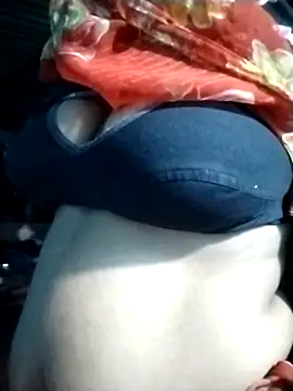 Snapshot of Hotwera97444 chatting on April 2026 09:20:01 PM Hotwera97444 online show from April 2026 09:20:01 PM