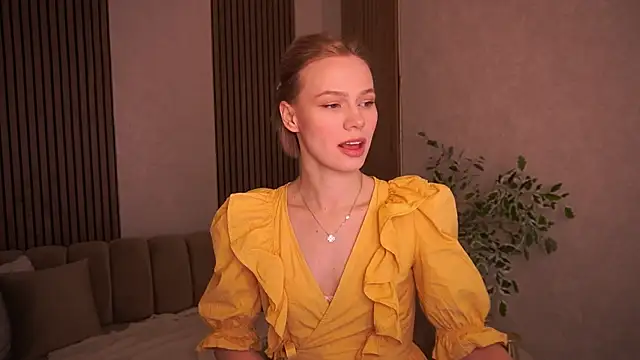 ShyySiren online show from July 2026 07:34:02 AM