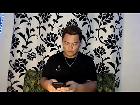 Gayasianzowe online show from October 2025 02:34:01 PM