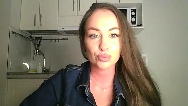 Snapshot of Zireliaa chatting on September 2025 11:57:01 AM Zireliaa online show from September 2025 11:57:01 AM