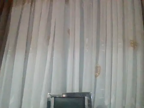 Snapshot of Lomivah chatting on October 2025 04:08:02 PM Lomivah online show from October 2025 04:08:02 PM