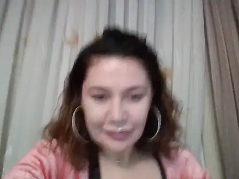 Snapshot of Lomivah chatting on November 2025 02:29:02 PM Lomivah online show from November 2025 02:29:02 PM