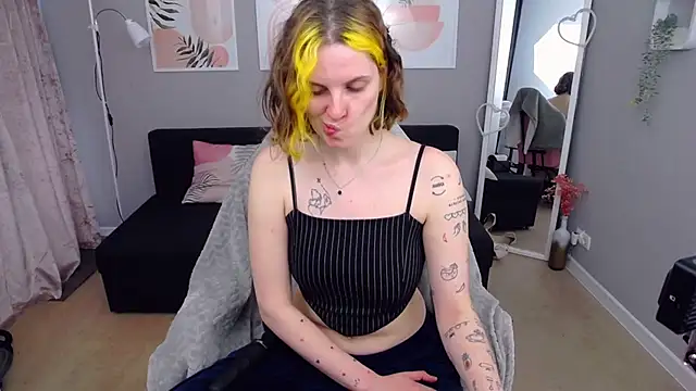 SabrinaRayX online show from April 2026 12:25:02 PM