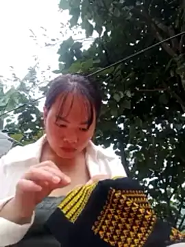 emilyzz online show from November 2025 07:14:01 AM