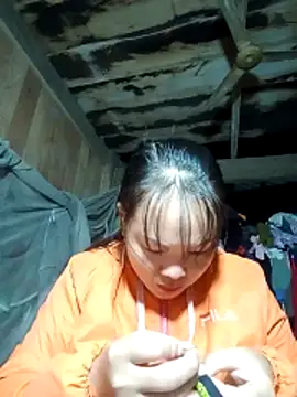 emilyzz online show from May 2026 01:11:01 AM