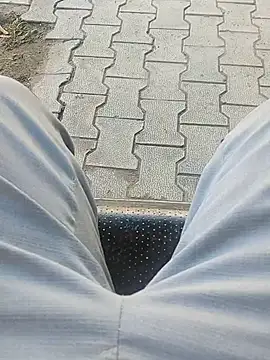 Snapshot of karandeep_Bhagat chatting on October 2025 03:49:02 AM karandeep Bhagat online show from October 2025 03:49:02 AM