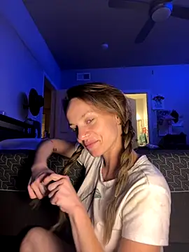 Texxaspearl online show from September 2025 07:24:02 AM