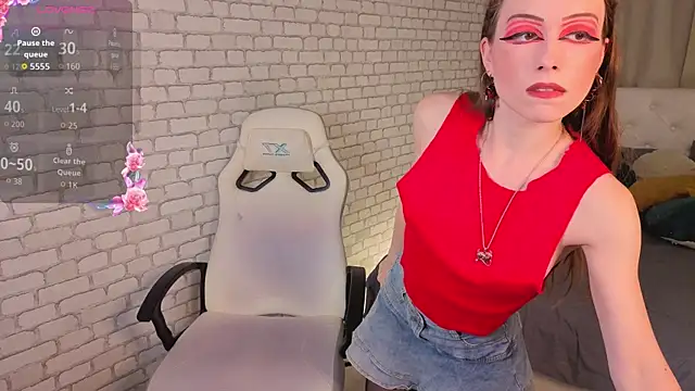 Snapshot of KarenSmitht chatting on October 2025 03:57:02 PM KarenSmitht online show from October 2025 03:57:02 PM