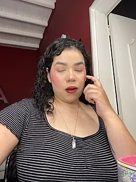 Snapshot of krisstenSantos chatting on October 2025 12:16:01 PM krisstenSantos online show from October 2025 12:16:01 PM