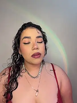 Snapshot of krisstenSantos chatting on March 2026 01:49:02 PM krisstenSantos online show from March 2026 01:49:02 PM