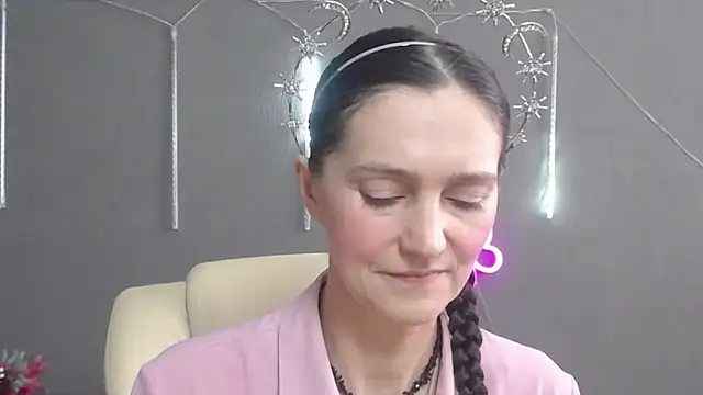 TayaFinch online show from May 2026 11:59:01 AM